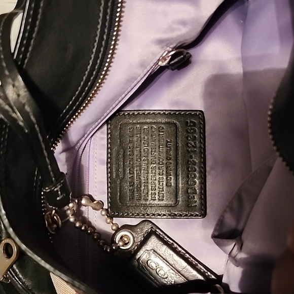 Pre-loved Large Coach Saddle Bag purse w/ Dustbag - Picture 6 of 11